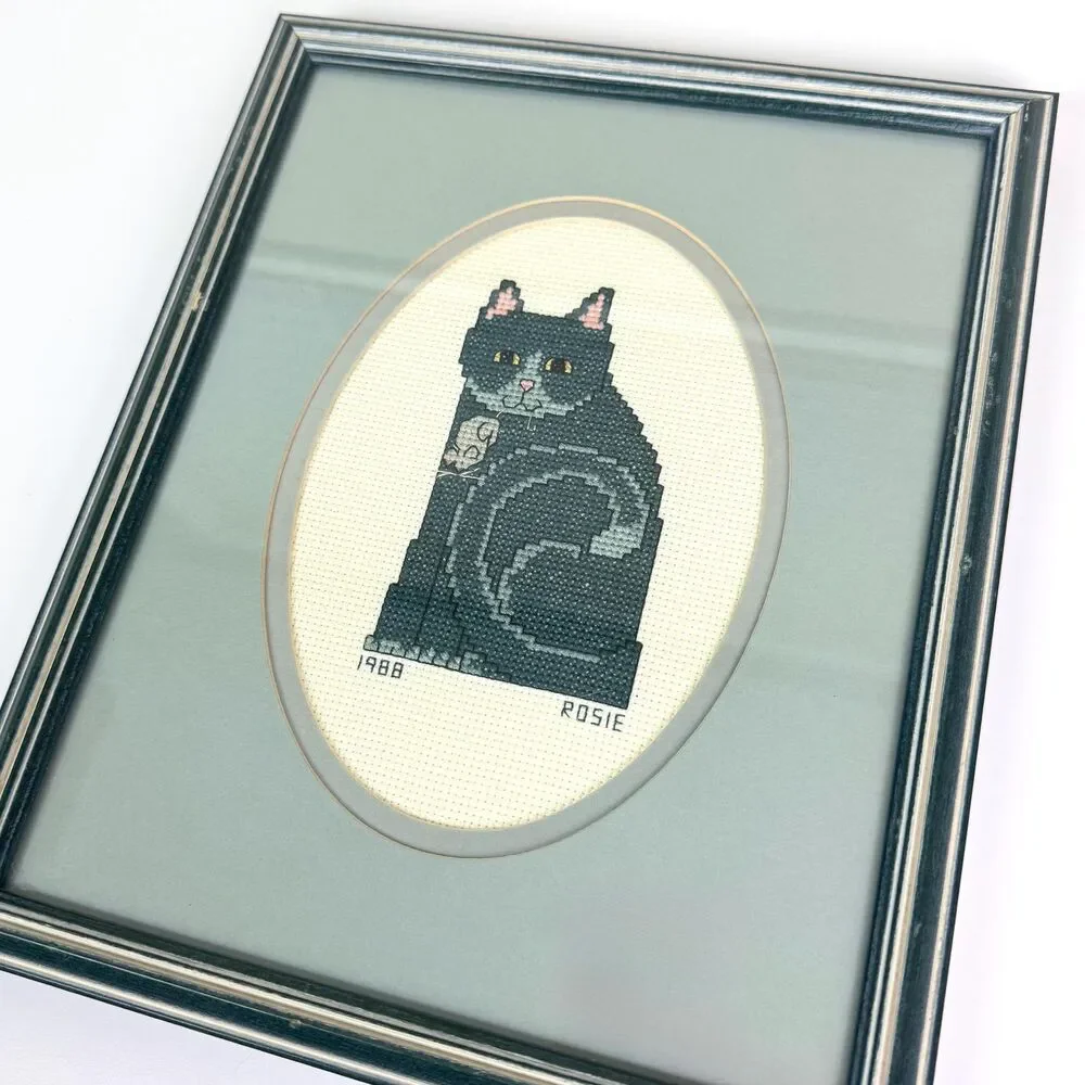 Vintage 1988 Cat Cross Stitch Wall Art / Handmade Framed Kitty Mouse Needlework